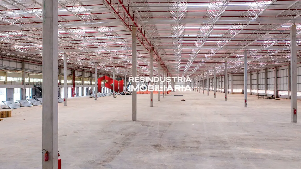 Armazém / Galpão para alugar, 2022m2 em Quitaúna, Osasco - SP - imagem 4 Foto 4 de Armazém / Galpão para alugar, 2022m2 em Quitaúna, Osasco - SP
