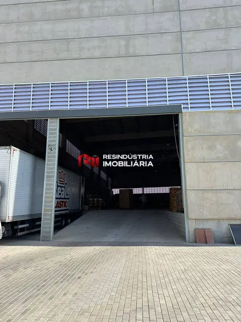 Armazém / Galpão para alugar, 3860m2 em Chácaras São Luís, Santana De Parnaiba - SP - imagem 6 Foto 6 de Armazém / Galpão para alugar, 3860m2 em Chácaras São Luís, Santana De Parnaiba - SP