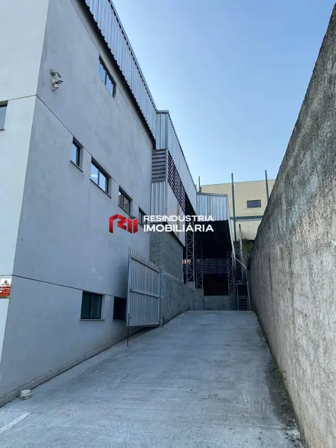 Foto 2 de Armazém / Galpão para alugar, 750m2 em Recanto Sombra do Ipê, Santana De Parnaiba - SP