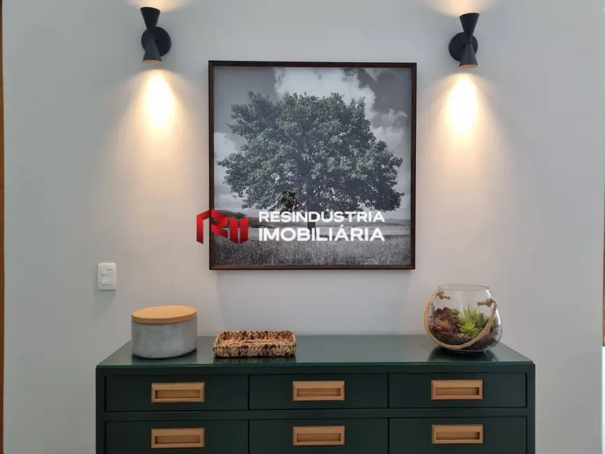 Casa com 4 quartos à venda, 454m2 em Chácara Moinho Velho, Carapicuiba - SP - imagem 4 Foto 4 de Casa com 4 quartos à venda, 454m2 em Chácara Moinho Velho, Carapicuiba - SP