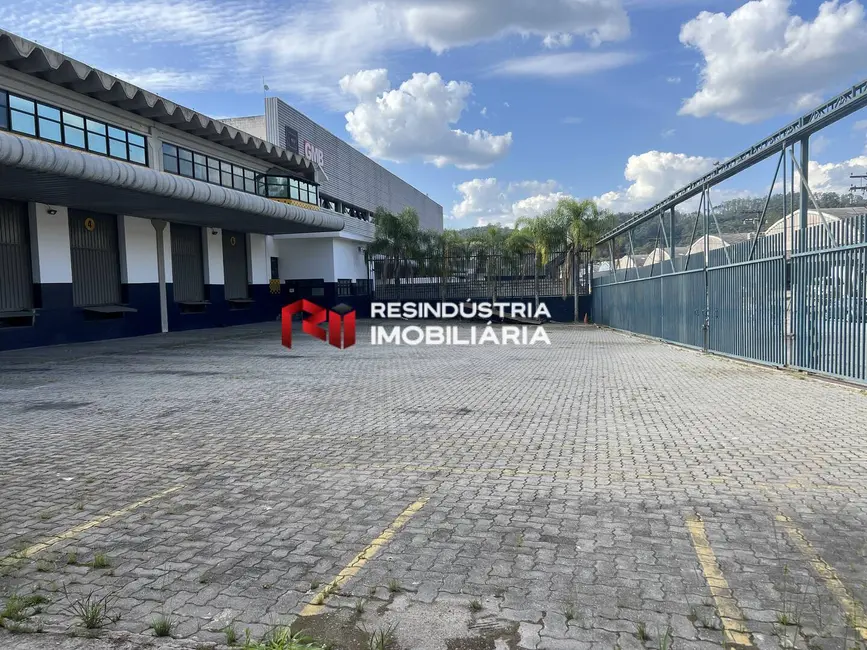 Foto 2 de Armazém / Galpão para alugar, 5800m2 em Itaqui, Itapevi - SP