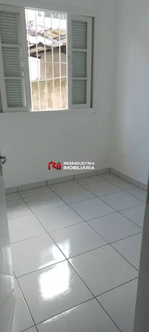 Casa com 2 quartos para alugar, 124m2 em Vila Conceição, Barueri - SP - imagem 5 Foto 5 de Casa com 2 quartos para alugar, 124m2 em Vila Conceição, Barueri - SP