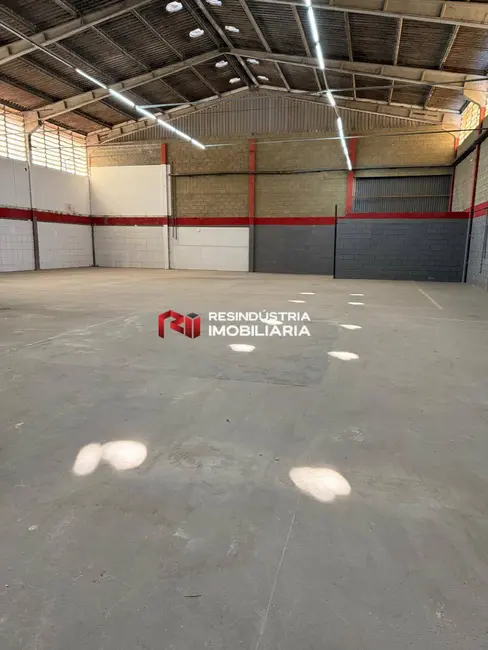 Foto 4 de Armazém / Galpão para alugar, 675m2 em Cotia - SP