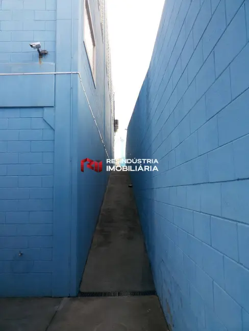 Foto 4 de Armazém / Galpão para alugar, 1443m2 em Santana De Parnaiba - SP