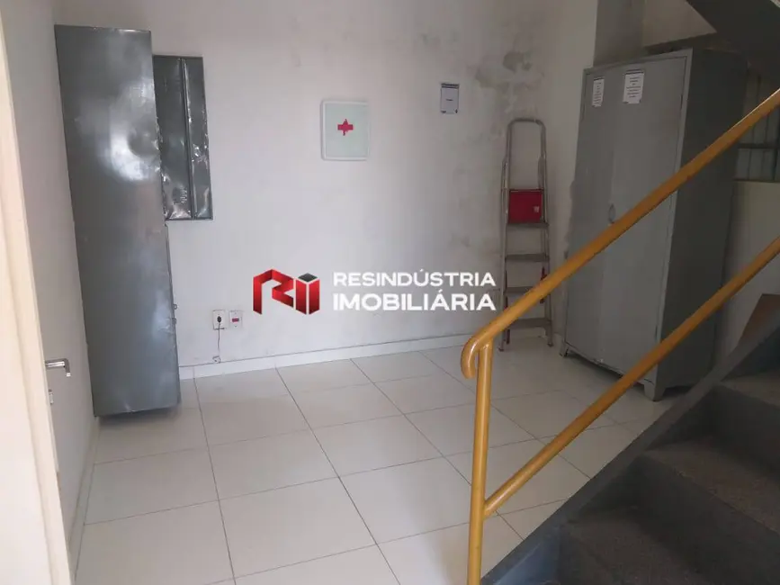 Armazém / Galpão à venda, 750m2 em Nova Itapevi, Itapevi - SP - imagem 9 Foto 9 de Armazém / Galpão à venda, 750m2 em Nova Itapevi, Itapevi - SP