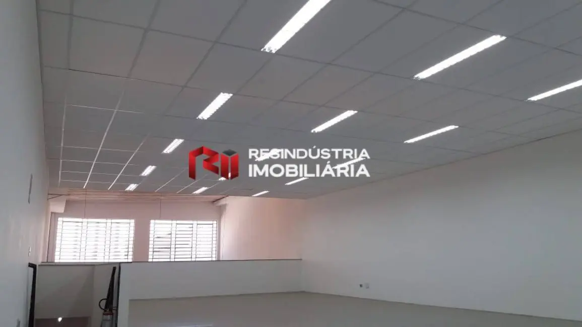 Armazém / Galpão para alugar, 950m2 em Barueri - SP - imagem 8 Foto 8 de Armazém / Galpão para alugar, 950m2 em Barueri - SP