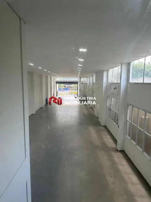 Foto 2 de Armazém / Galpão para alugar, 780m2 em Chácara do Solar I (Fazendinha), Santana De Parnaiba - SP