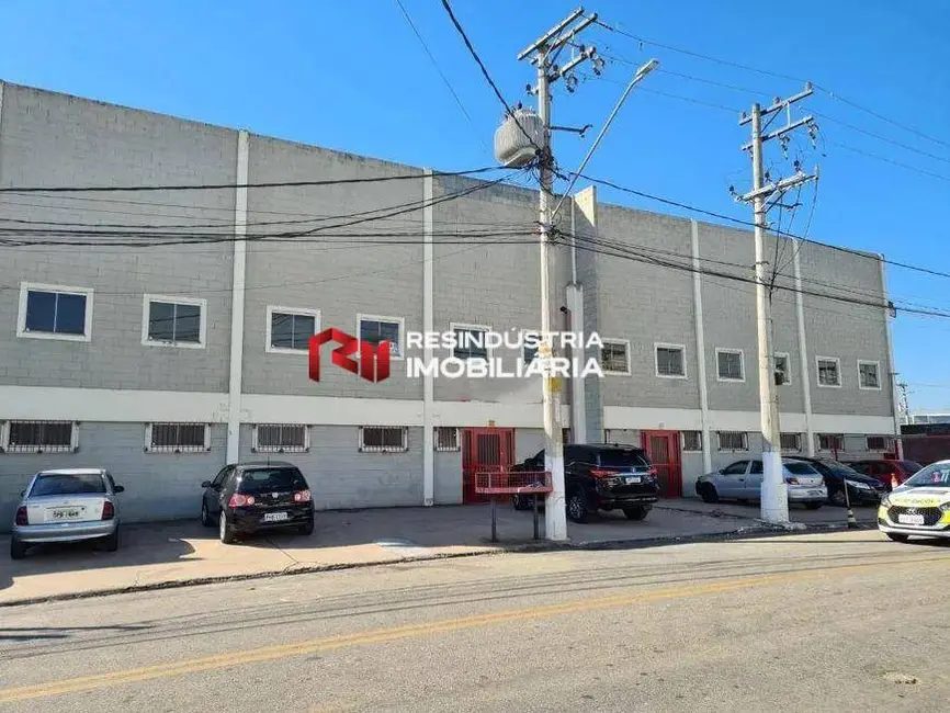 Armazém / Galpão para alugar, 1296m2 em Santana De Parnaiba - SP - imagem 4 Foto 4 de Armazém / Galpão para alugar, 1296m2 em Santana De Parnaiba - SP