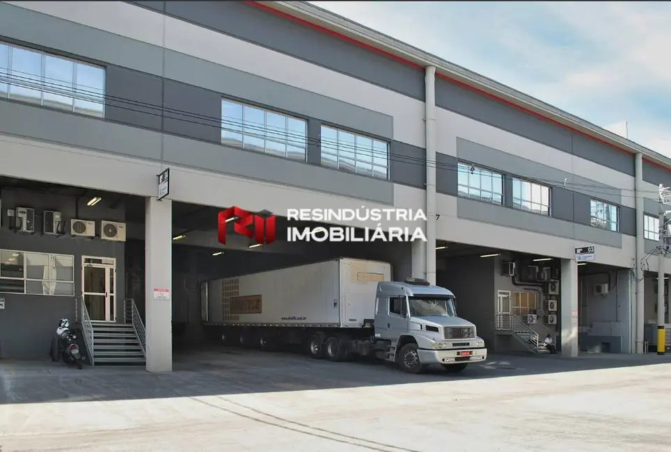 Foto 7 de Armazém / Galpão para alugar, 1346m2 em Fazenda Tamboré, Barueri - SP