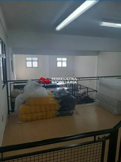 Foto 4 de Armazém / Galpão à venda, 351m2 em Jardim Alvorada, Jandira - SP