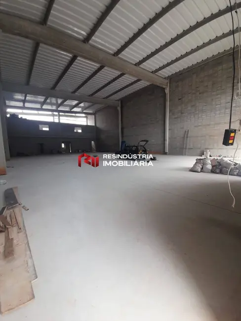 Armazém / Galpão para alugar, 714m2 em Chácara do Solar I (Fazendinha), Santana De Parnaiba - SP - imagem 2 Foto 2 de Armazém / Galpão para alugar, 714m2 em Chácara do Solar I (Fazendinha), Santana De Parnaiba - SP