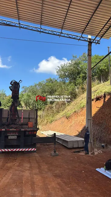 Armazém / Galpão para alugar, 1600m2 em Residencial Santa Helena - Gleba II, Santana De Parnaiba - SP - imagem 6 Foto 6 de Armazém / Galpão para alugar, 1600m2 em Residencial Santa Helena - Gleba II, Santana De Parnaiba - SP