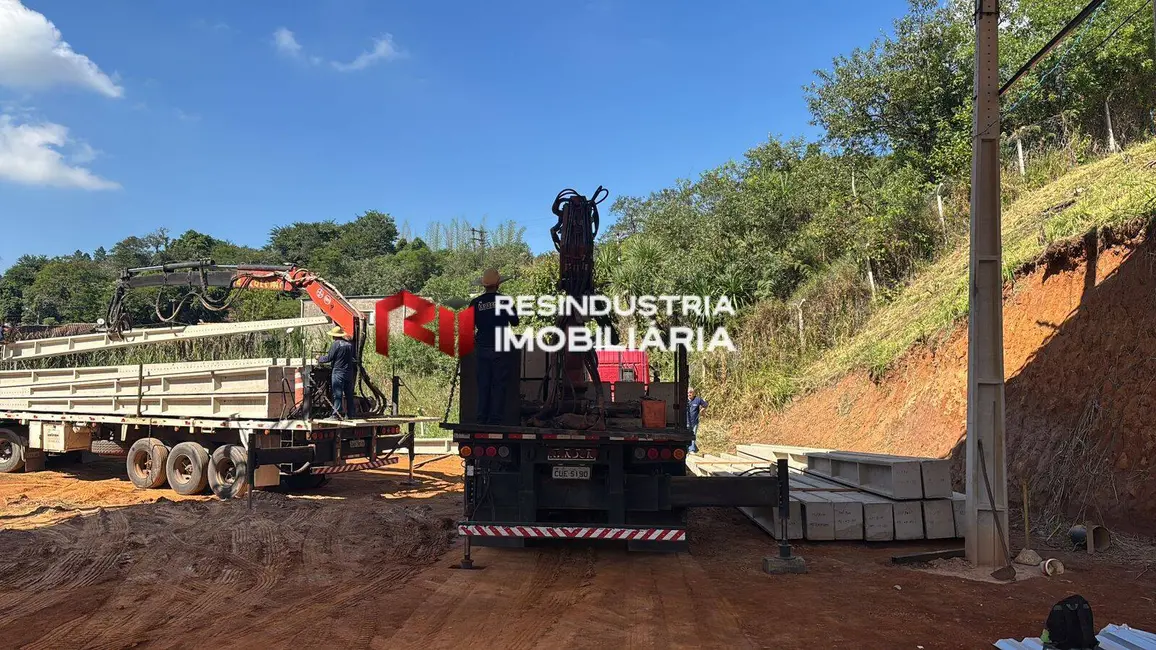 Armazém / Galpão para alugar, 1600m2 em Residencial Santa Helena - Gleba II, Santana De Parnaiba - SP - imagem 7 Foto 7 de Armazém / Galpão para alugar, 1600m2 em Residencial Santa Helena - Gleba II, Santana De Parnaiba - SP