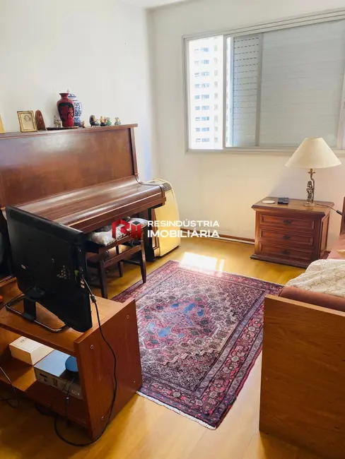 Foto 6 de Apartamento com 3 quartos à venda, 161m2 em Moema, São Paulo - SP