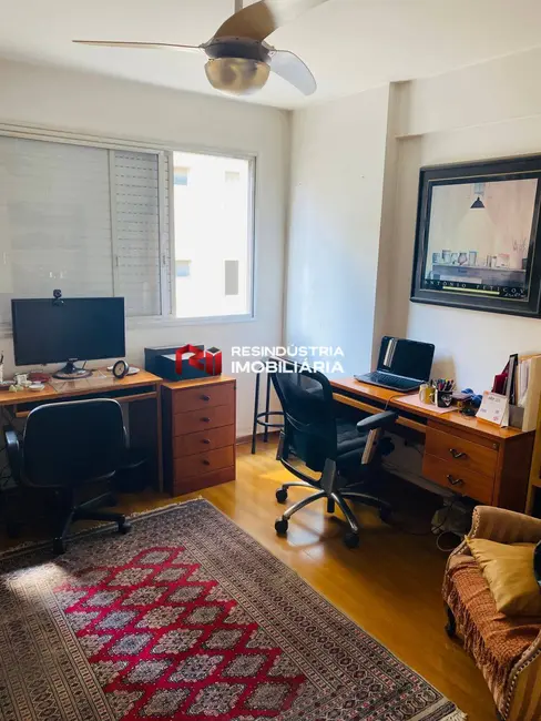 Foto 5 de Apartamento com 3 quartos à venda, 161m2 em Moema, São Paulo - SP