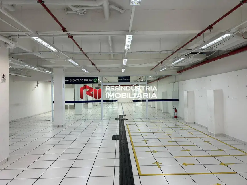 Sala Comercial para alugar, 360m2 em Centro, Carapicuiba - SP - imagem 2 Foto 2 de Sala Comercial para alugar, 360m2 em Centro, Carapicuiba - SP