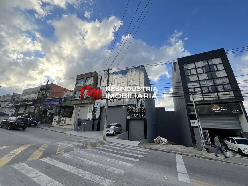 Sala Comercial para alugar, 800m2 em Vila Universal, Barueri - SP - imagem 7 Foto 7 de Sala Comercial para alugar, 800m2 em Vila Universal, Barueri - SP