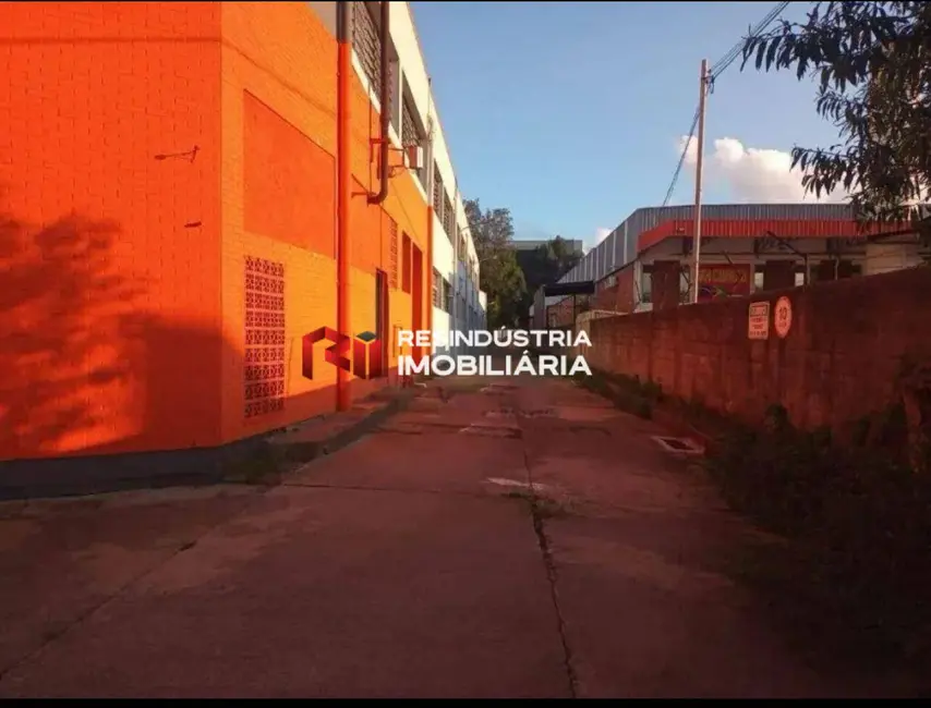 Armazém / Galpão para alugar, 6740m2 em Parque São Domingos, São Paulo - SP - imagem 5 Foto 5 de Armazém / Galpão para alugar, 6740m2 em Parque São Domingos, São Paulo - SP