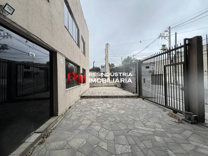 Armazém / Galpão para alugar, 1900m2 em Barueri - SP - imagem 3 Foto 3 de Armazém / Galpão para alugar, 1900m2 em Barueri - SP