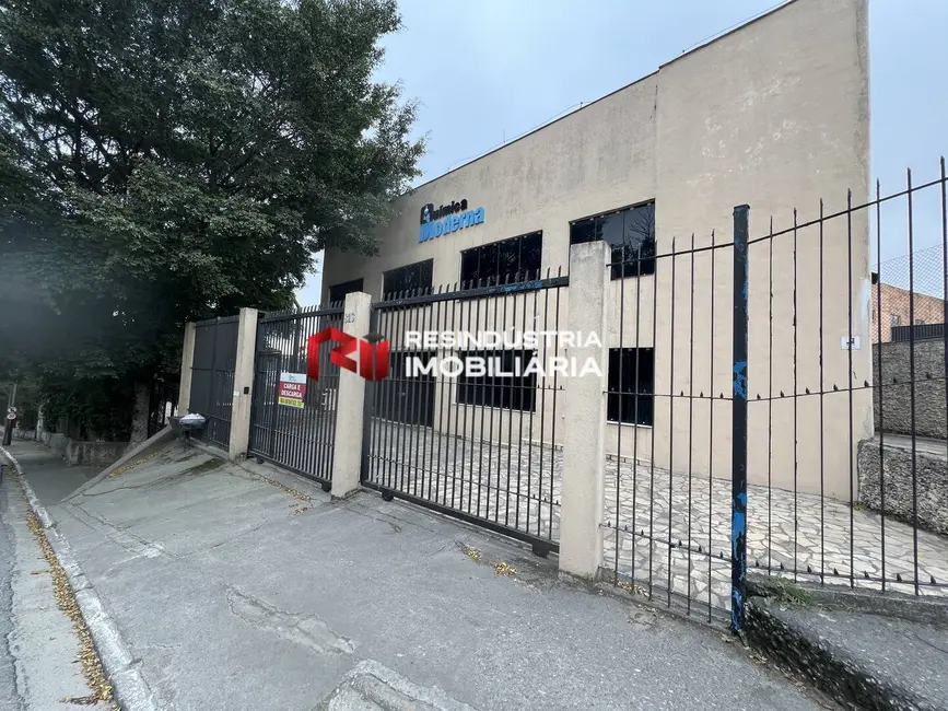 Armazém / Galpão para alugar, 1900m2 em Barueri - SP - imagem 5 Foto 5 de Armazém / Galpão para alugar, 1900m2 em Barueri - SP