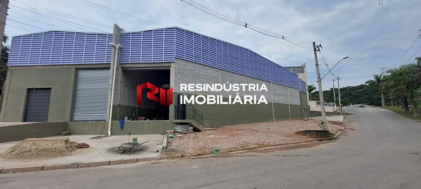 Foto 1 de Armazém / Galpão para alugar, 675m2 em Santana De Parnaiba - SP