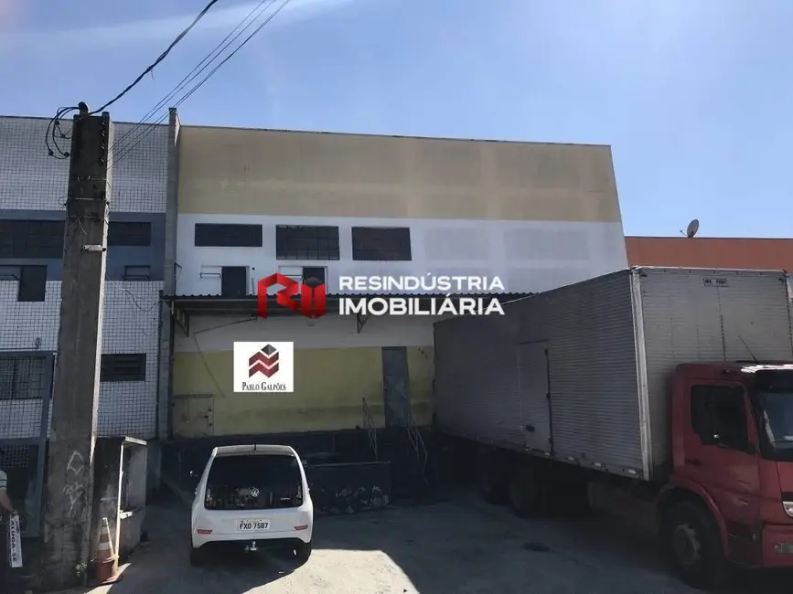 Foto 1 de Armazém / Galpão para alugar, 590m2 em Chácaras Marco, Barueri - SP