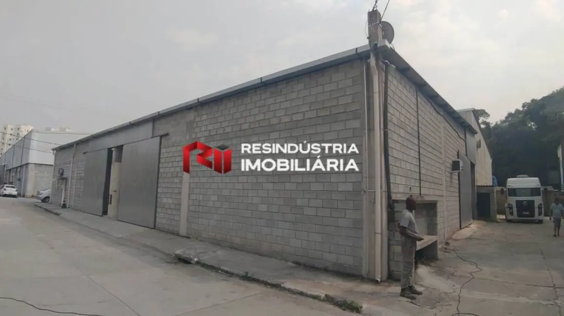 Foto 2 de Armazém / Galpão para alugar, 200m2 em Jardim São Luiz, Jandira - SP