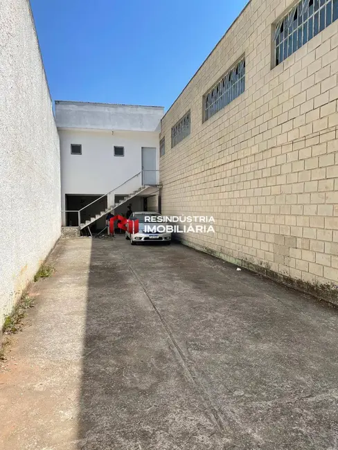 Armazém / Galpão à venda e para alugar, 650m2 em Vila São Silvestre, Barueri - SP - imagem 5 Foto 5 de Armazém / Galpão à venda e para alugar, 650m2 em Vila São Silvestre, Barueri - SP