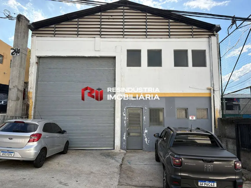 Foto 1 de Armazém / Galpão para alugar, 390m2 em Vila Morellato, Barueri - SP