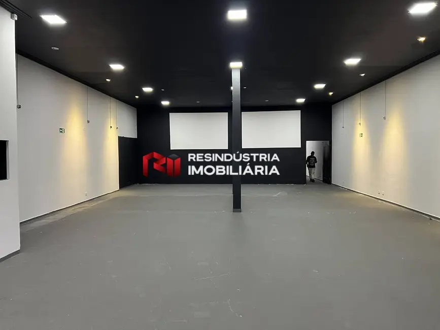 Armazém / Galpão para alugar, 300m2 em Barueri - SP - imagem 7 Foto 7 de Armazém / Galpão para alugar, 300m2 em Barueri - SP