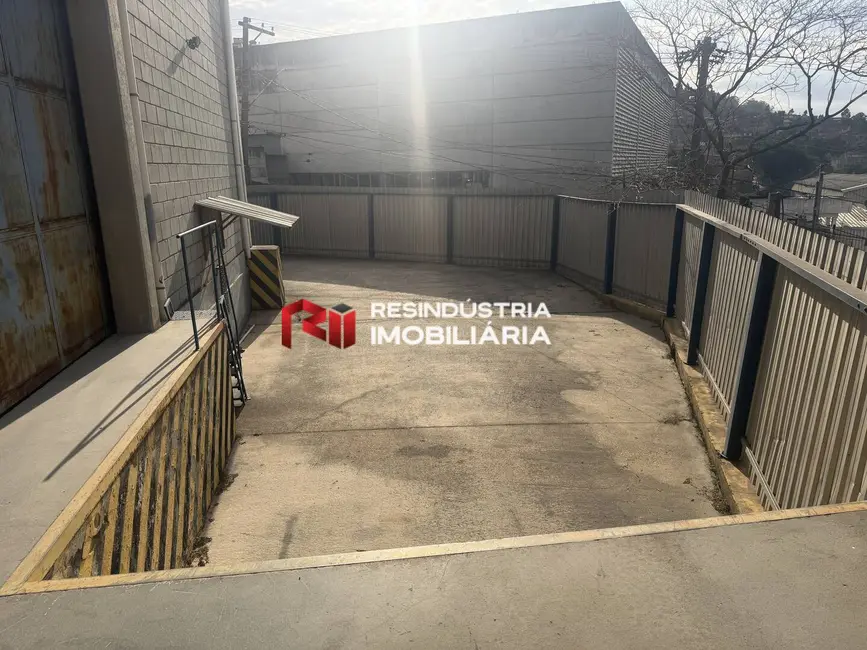Armazém / Galpão à venda e para alugar, 600m2 em Jardim Califórnia, Barueri - SP - imagem 5 Foto 5 de Armazém / Galpão à venda e para alugar, 600m2 em Jardim Califórnia, Barueri - SP