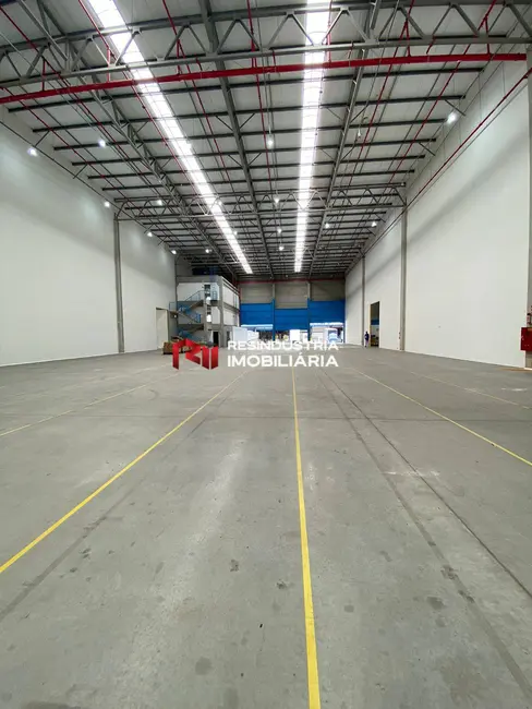 Armazém / Galpão para alugar, 5326m2 em Jardim das Cerejeiras, Aruja - SP - imagem 7 Foto 7 de Armazém / Galpão para alugar, 5326m2 em Jardim das Cerejeiras, Aruja - SP