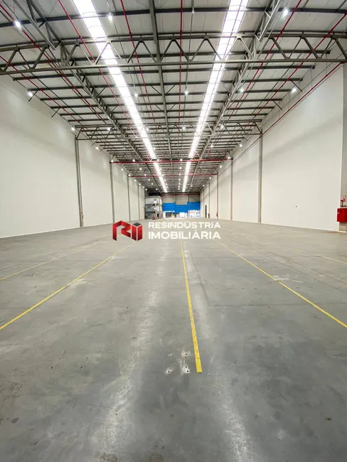 Armazém / Galpão para alugar, 5326m2 em Jardim das Cerejeiras, Aruja - SP - imagem 5 Foto 5 de Armazém / Galpão para alugar, 5326m2 em Jardim das Cerejeiras, Aruja - SP