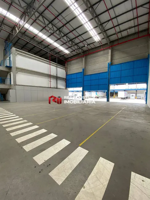 Armazém / Galpão para alugar, 5326m2 em Jardim das Cerejeiras, Aruja - SP - imagem 2 Foto 2 de Armazém / Galpão para alugar, 5326m2 em Jardim das Cerejeiras, Aruja - SP