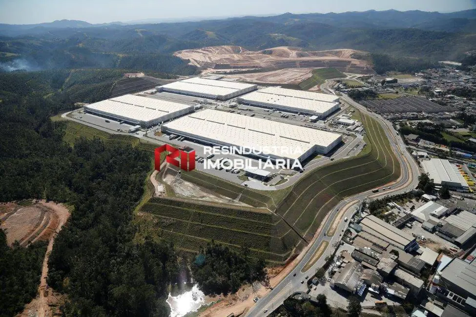 Foto 1 de Armazém / Galpão para alugar, 12630m2 em Cristais (Jordanésia), Cajamar - SP