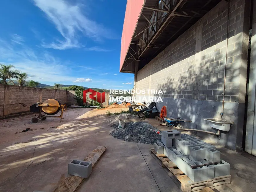 Foto 3 de Armazém / Galpão para alugar, 1000m2 em Chácara do Solar II (Fazendinha), Santana De Parnaiba - SP