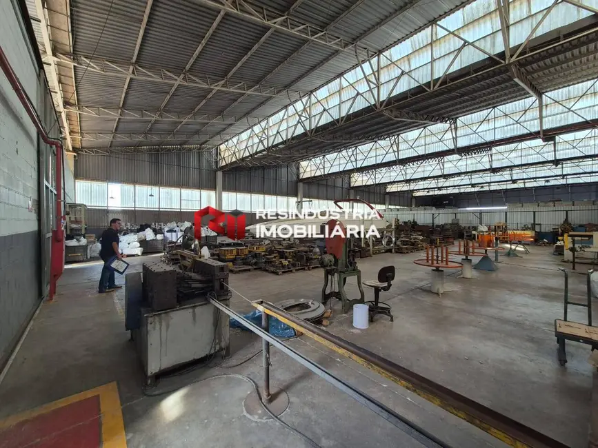Foto 5 de Armazém / Galpão para alugar, 1000m2 em Chácara do Solar II (Fazendinha), Santana De Parnaiba - SP