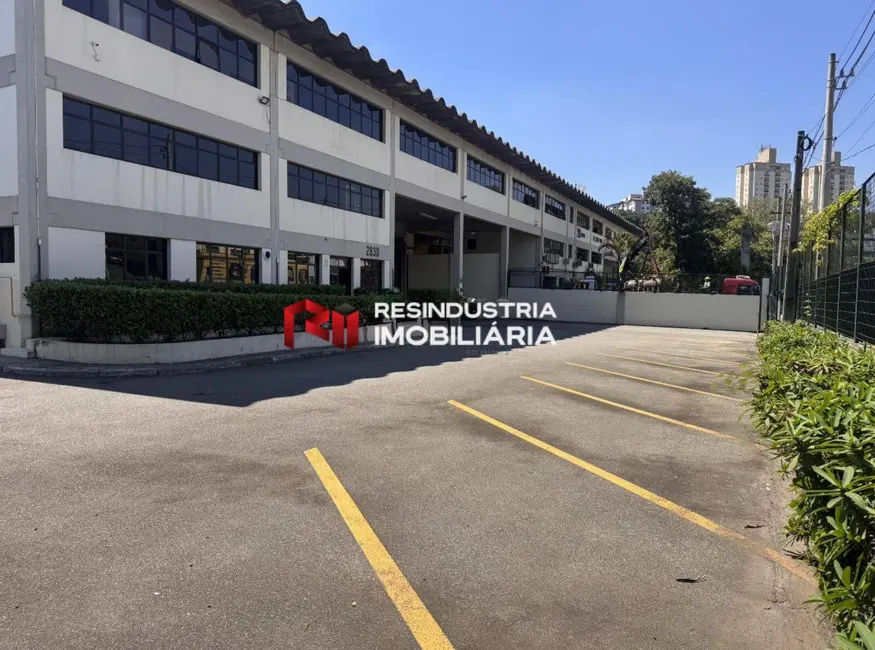 Foto 1 de Armazém / Galpão para alugar, 1640m2 em Jardim Regina Alice, Barueri - SP
