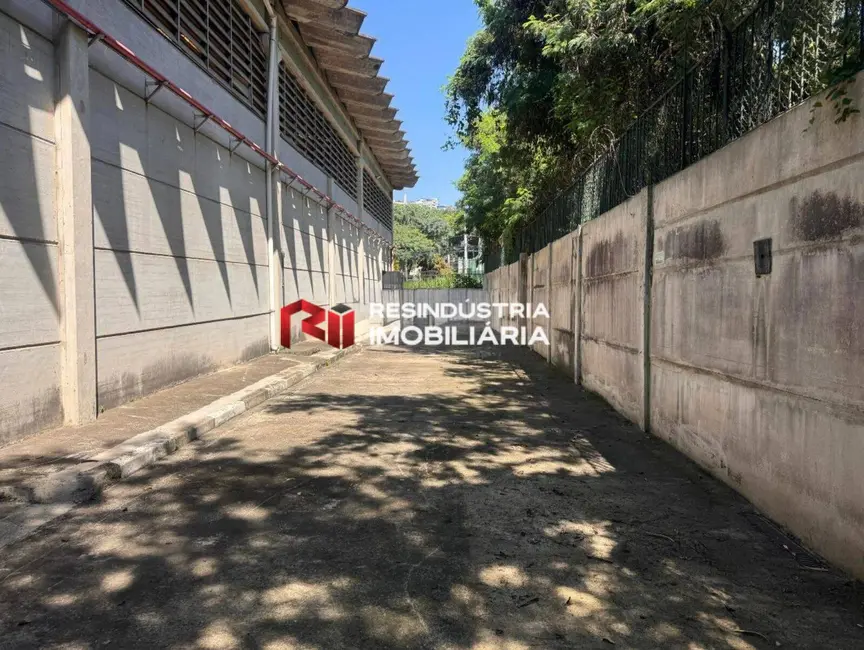 Foto 6 de Armazém / Galpão para alugar, 1640m2 em Jardim Regina Alice, Barueri - SP