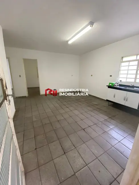 Foto 7 de Casa com 2 quartos para alugar, 150m2 em Chácaras Marco, Barueri - SP