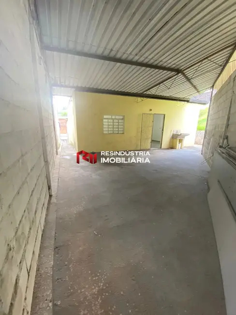 Foto 3 de Casa com 2 quartos para alugar, 150m2 em Chácaras Marco, Barueri - SP