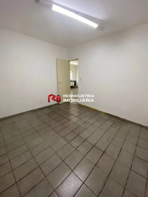 Foto 6 de Casa com 2 quartos para alugar, 150m2 em Chácaras Marco, Barueri - SP