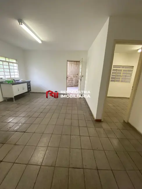 Foto 5 de Casa com 2 quartos para alugar, 150m2 em Chácaras Marco, Barueri - SP