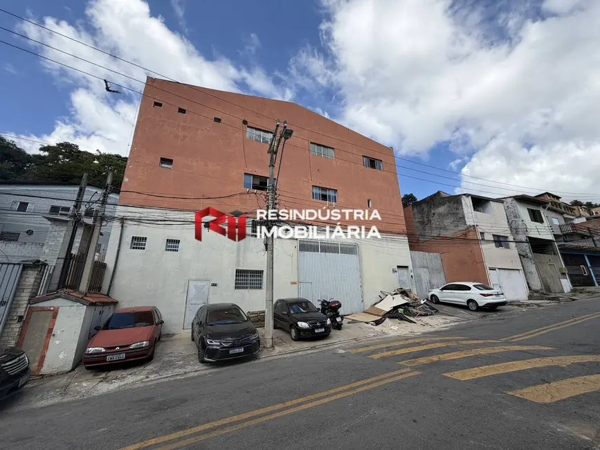 Foto 2 de Armazém / Galpão para alugar, 600m2 em Chácaras Marco, Barueri - SP