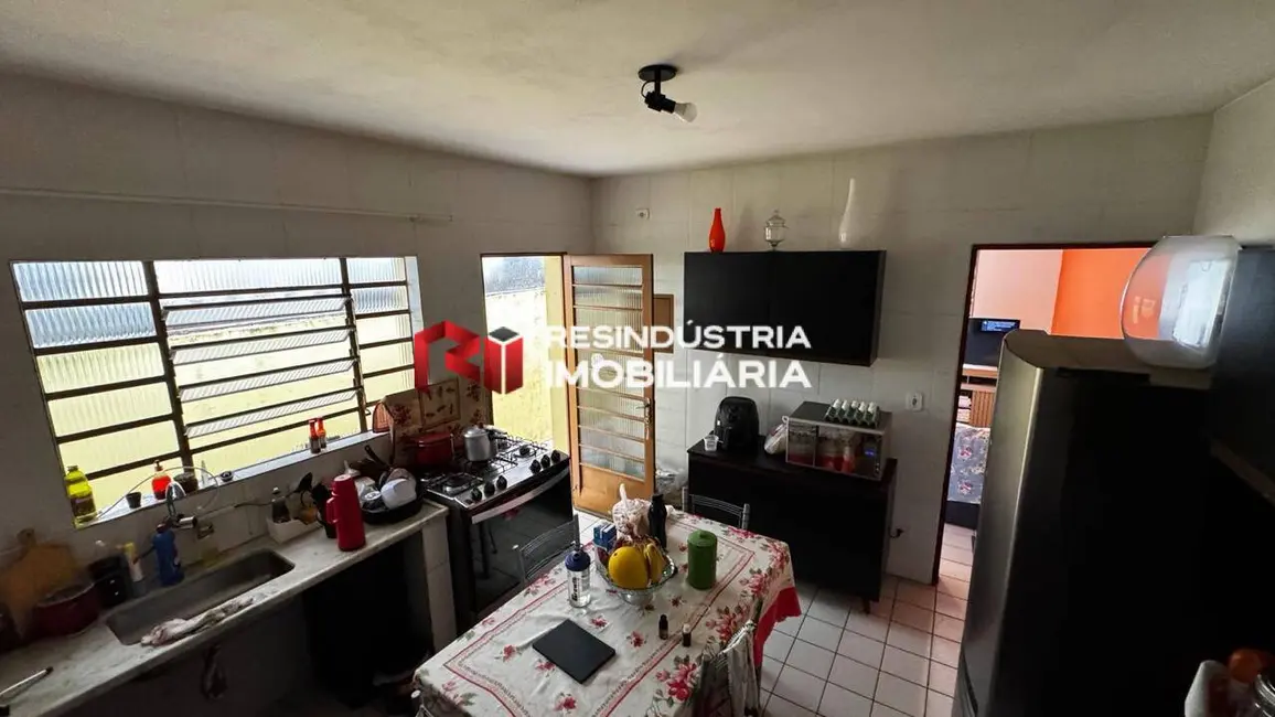 Casa com 2 quartos à venda, 110m2 em Barueri - SP - imagem 6 Foto 6 de Casa com 2 quartos à venda, 110m2 em Barueri - SP