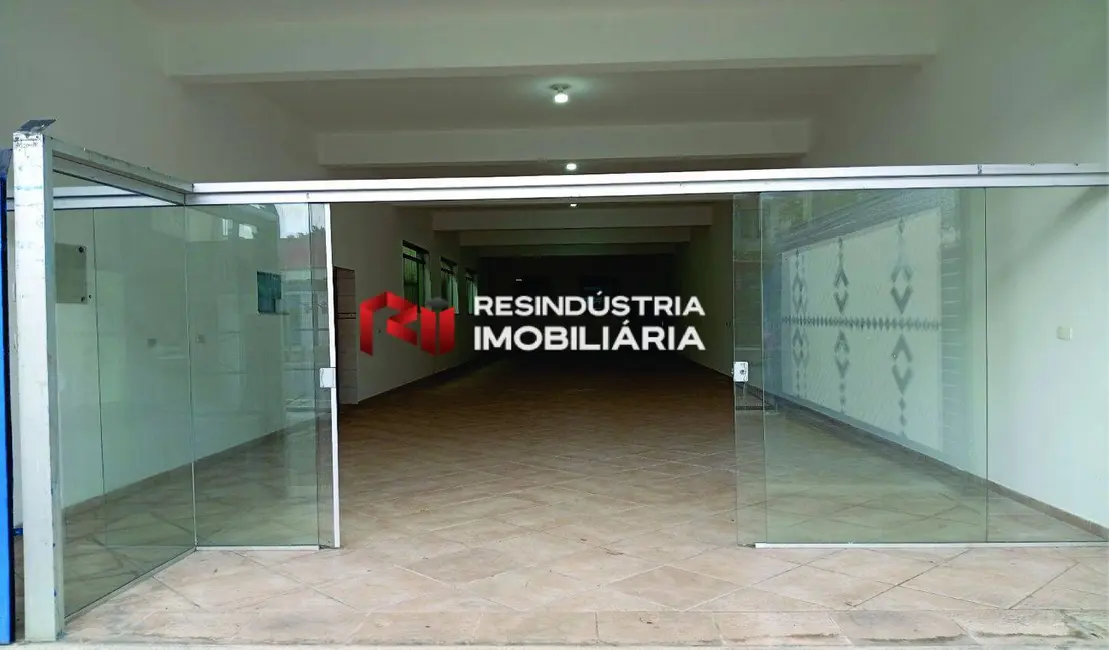 Foto 3 de Armazém / Galpão para alugar, 300m2 em Vila Anastácio, São Paulo - SP