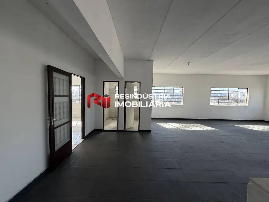 Sala Comercial para alugar, 140m2 em Barueri - SP - imagem 8 Foto 8 de Sala Comercial para alugar, 140m2 em Barueri - SP