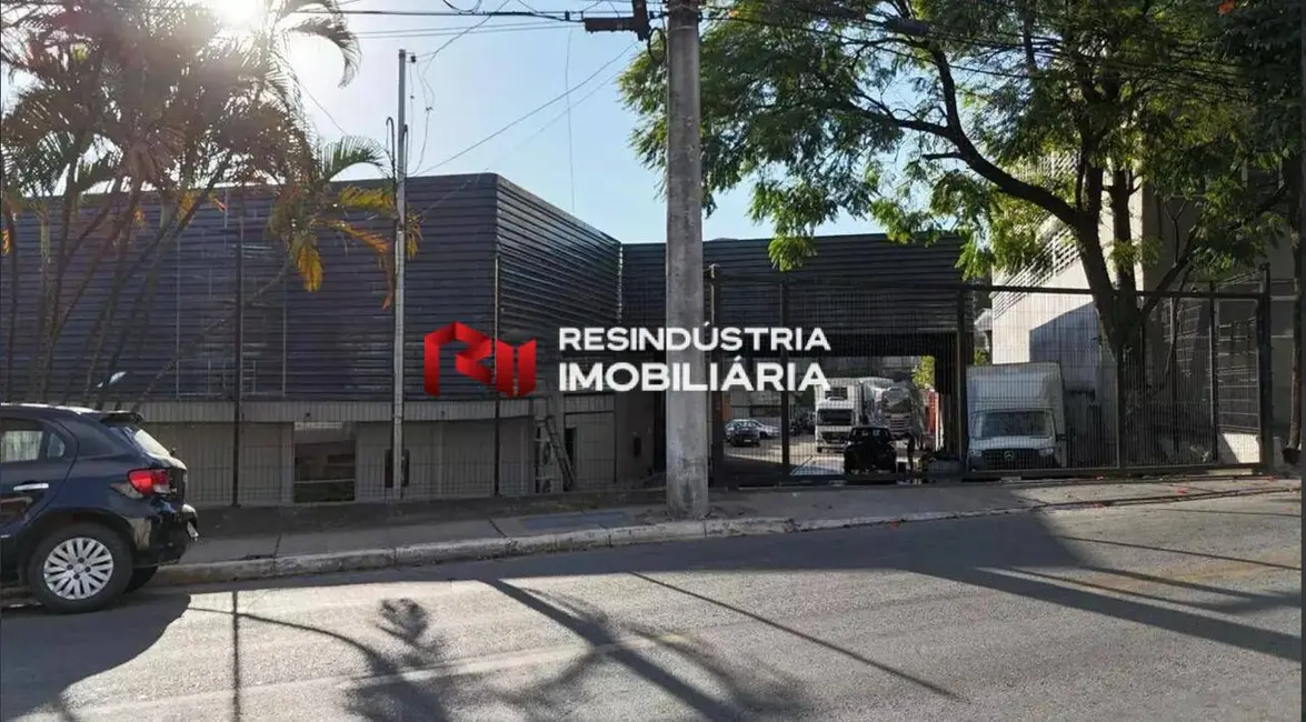 Armazém / Galpão à venda e para alugar, 900m2 em Jardim São Silvestre, Barueri - SP - imagem 2 Foto 2 de Armazém / Galpão à venda e para alugar, 900m2 em Jardim São Silvestre, Barueri - SP