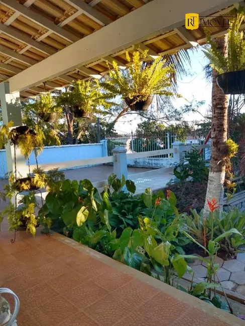 Casa com 4 quartos à venda, 450m2 em Araruama - RJ - imagem 4 Foto 4 de Casa com 4 quartos à venda, 450m2 em Araruama - RJ