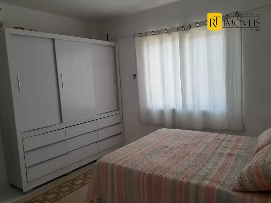 Foto 6 de Casa com 2 quartos à venda, 180m2 em Araruama - RJ